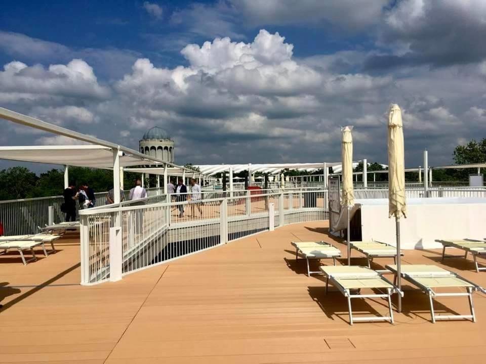 Ruben Apartman City Center Debrecen Buitenkant foto